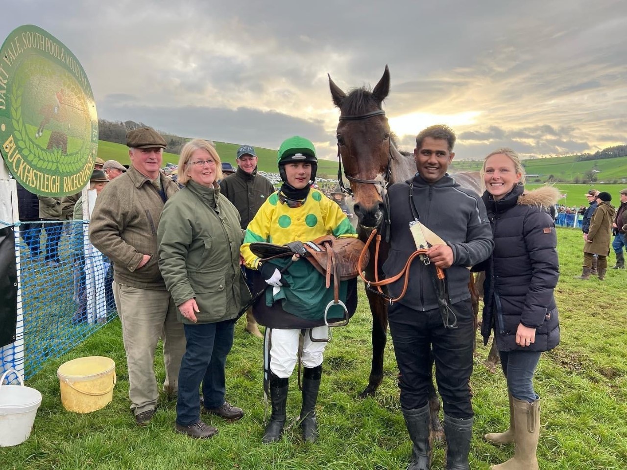 FREDDIE & MOLINEAUX WIN ON SECOND OUTING 